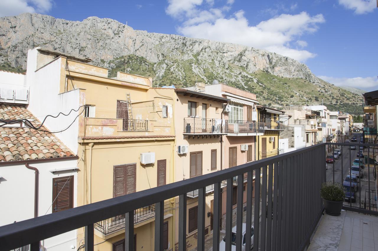 B&B Cinisi Mare E Monti Exterior foto